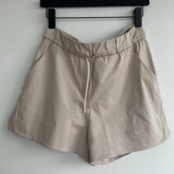 Cinchable Waist High-Rise Woven Short 3.5 In Mojave Tan - Picture 6 of 10